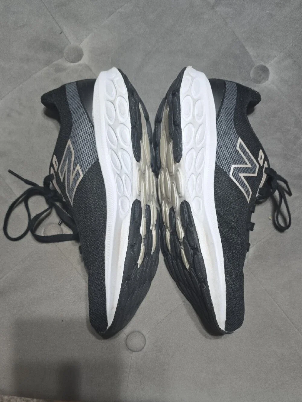 New Balance Fresh Foam 520 Women’s Black Running Shoes with Light Pewter Accents